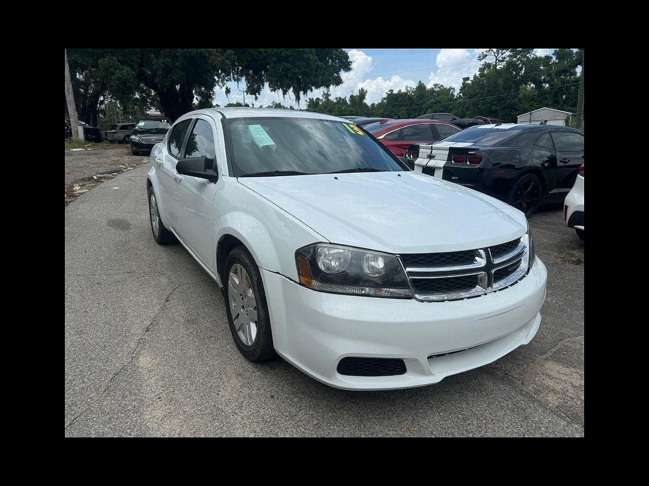 2013 DODGE Avenger
