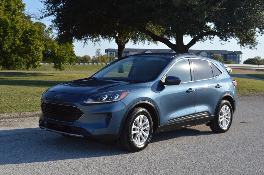 2020 FORD Escape