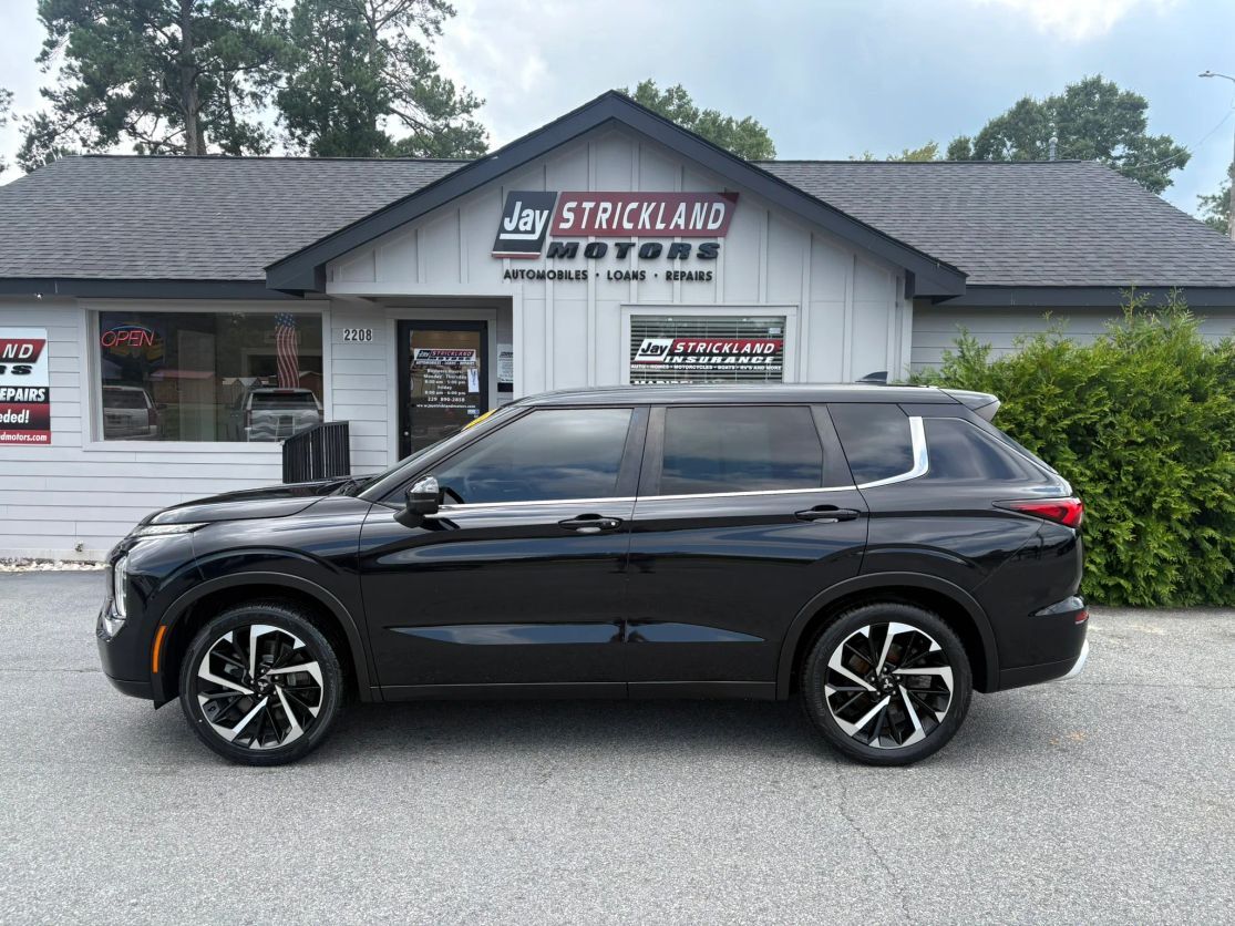 2022 MITSUBISHI Outlander