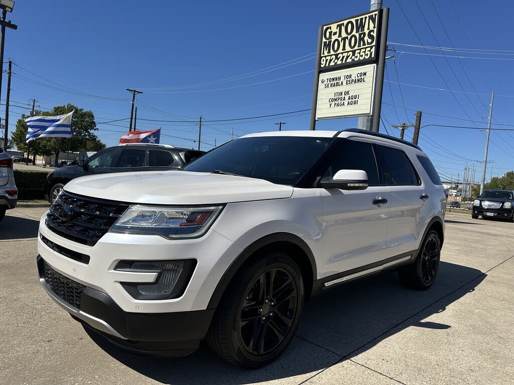 2017 FORD Explorer