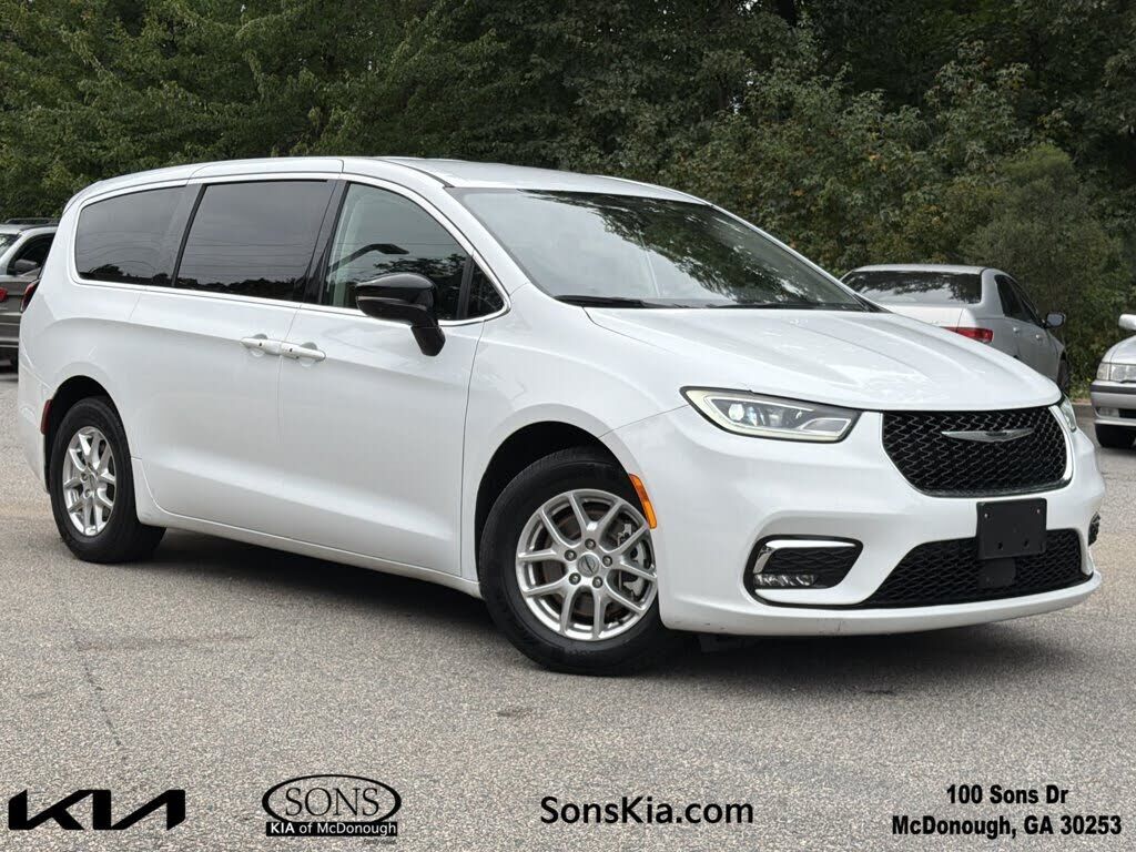 2024 CHRYSLER Pacifica