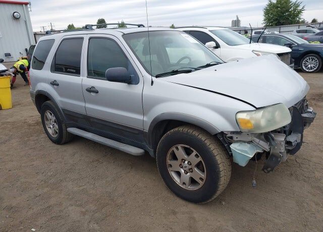 2005 FORD Escape