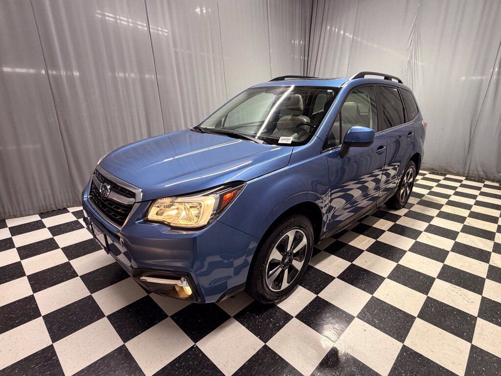 2017 SUBARU Forester