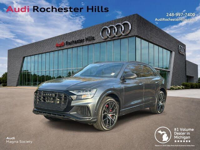 2023 AUDI Q8