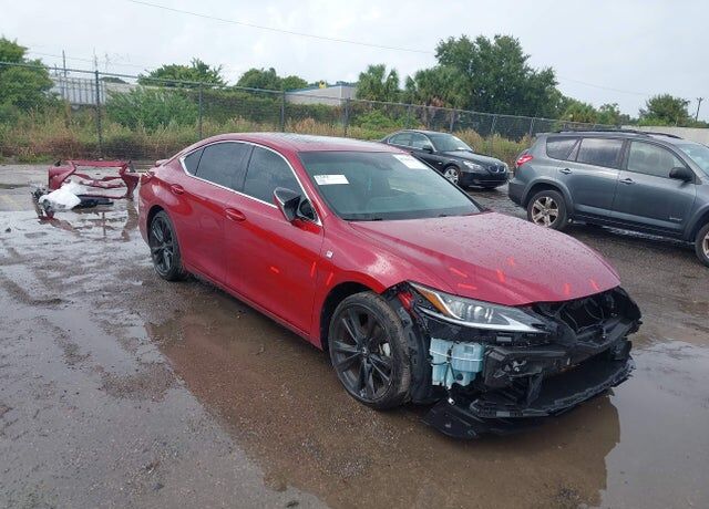 2022 LEXUS ES