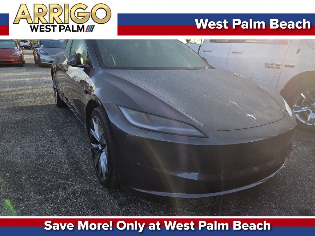 2024 TESLA Model 3