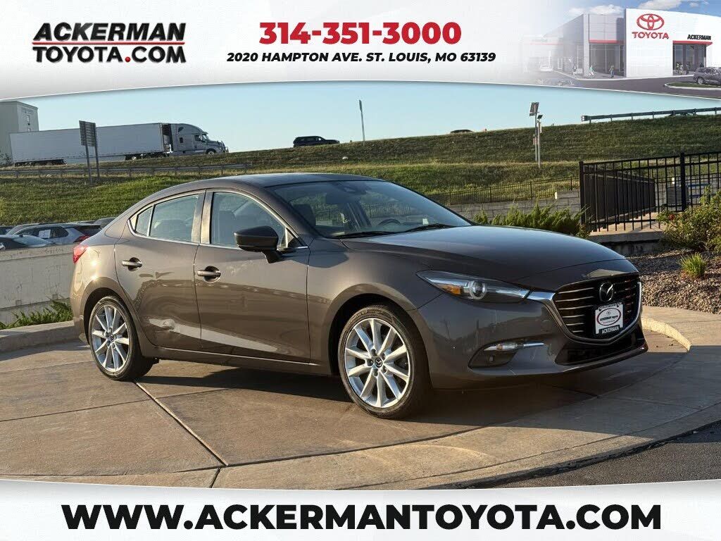 2017 MAZDA Mazda3