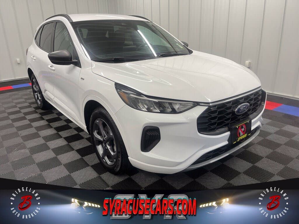 2023 FORD Escape