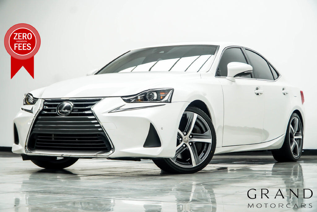 2020 LEXUS IS