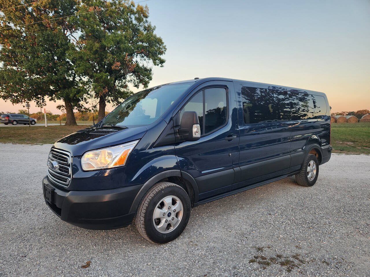 2019 FORD Transit