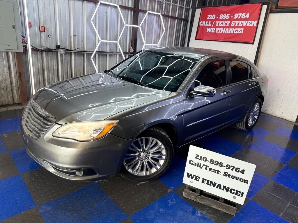 2012 CHRYSLER 200