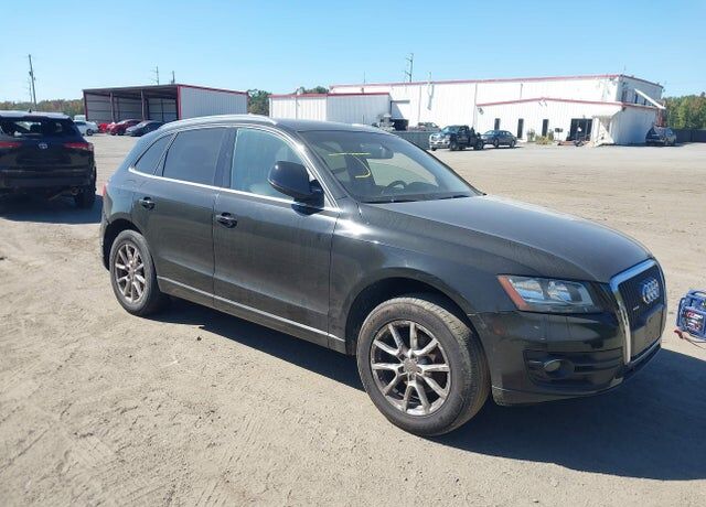2011 AUDI Q5