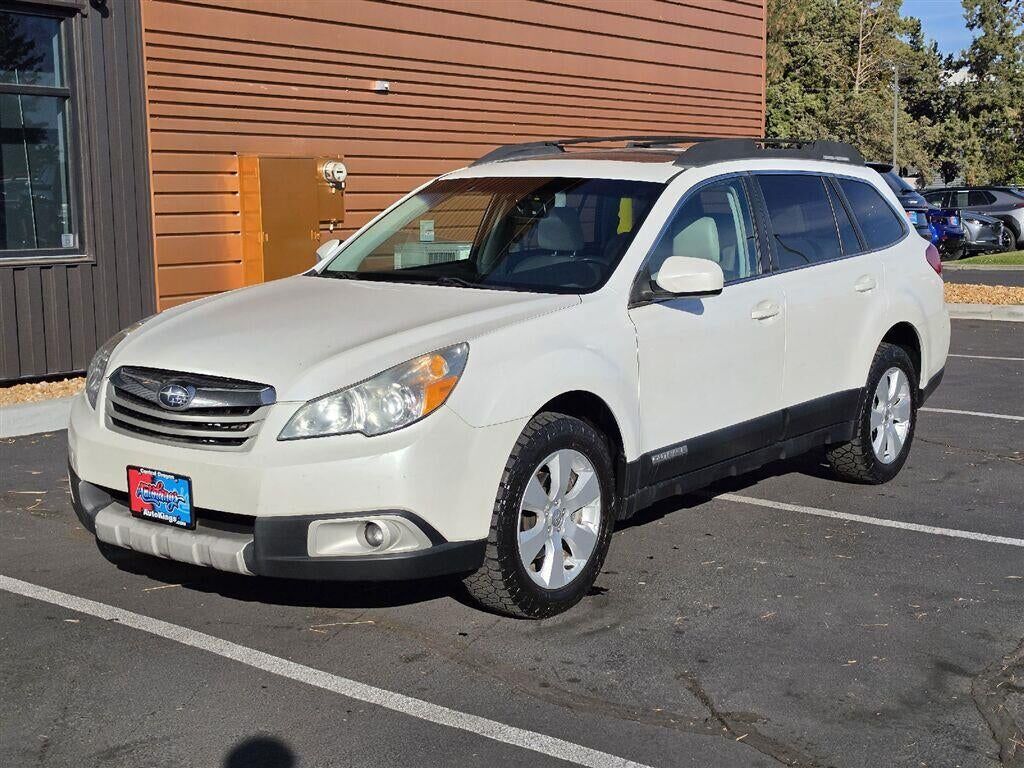 2011 SUBARU Outback