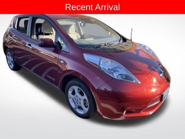 2011 NISSAN Leaf