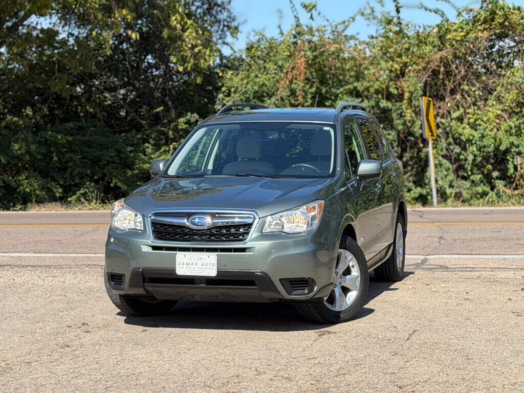 2014 SUBARU Forester