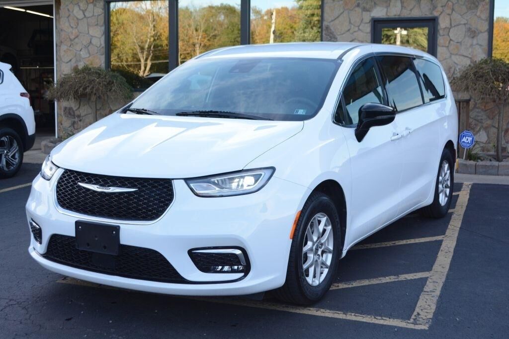 2025 CHRYSLER Pacifica