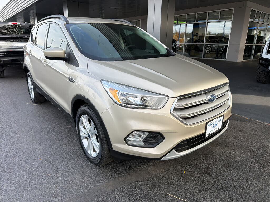 2018 FORD Escape