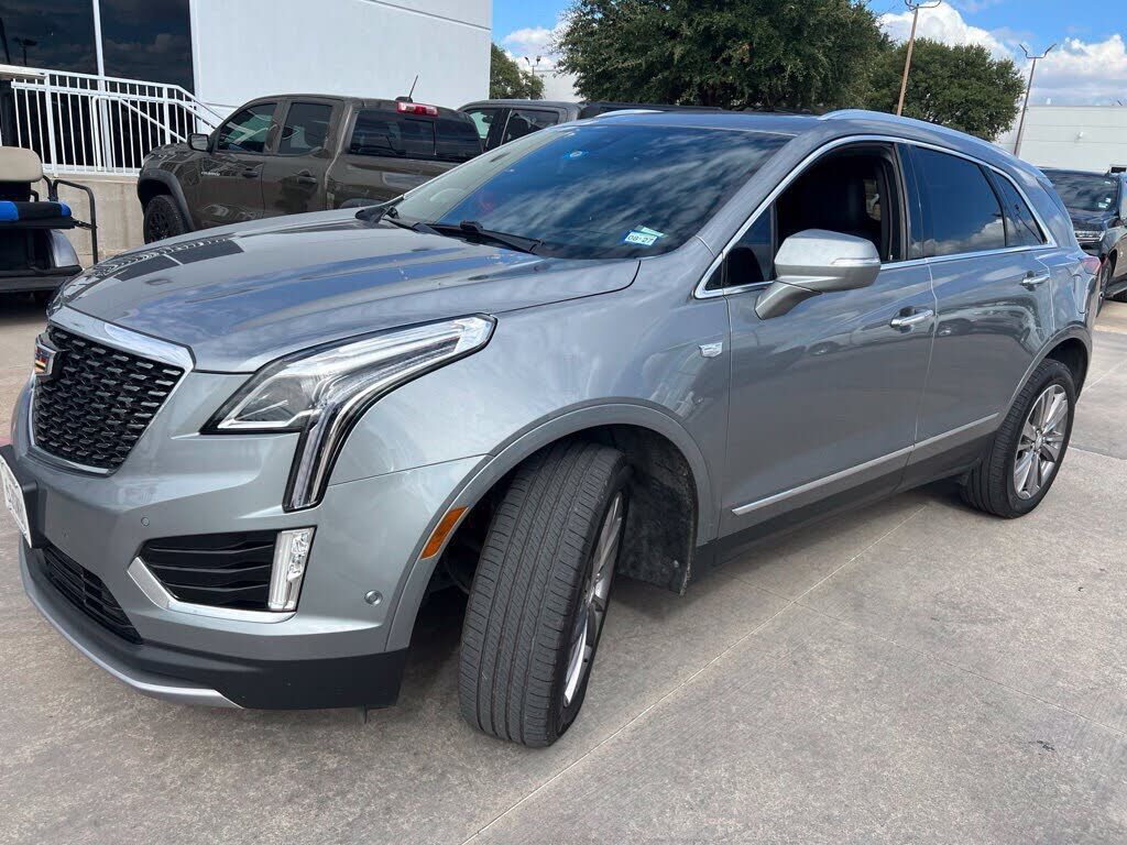 2024 CADILLAC XT5