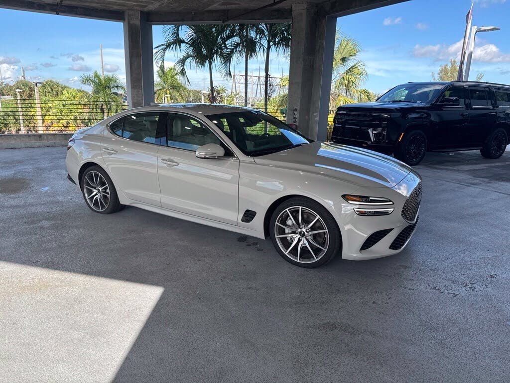 2025 GENESIS G70