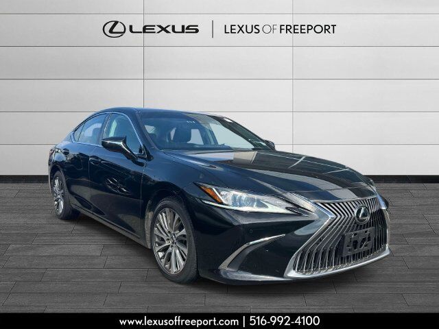 2020 LEXUS ES