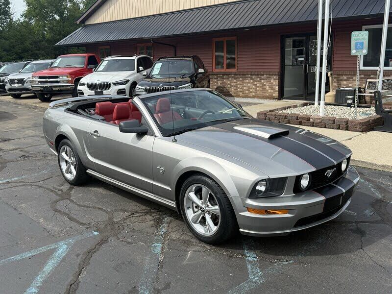 2009 FORD Mustang