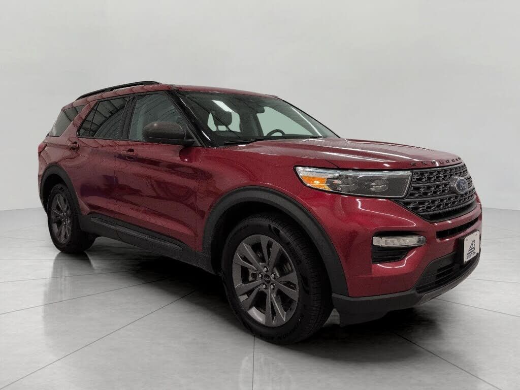 2021 FORD Explorer
