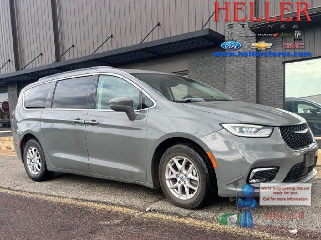 2022 CHRYSLER Pacifica