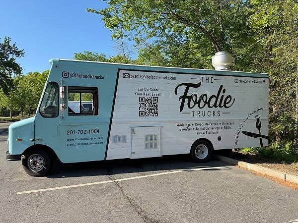 2006 FORD E-350