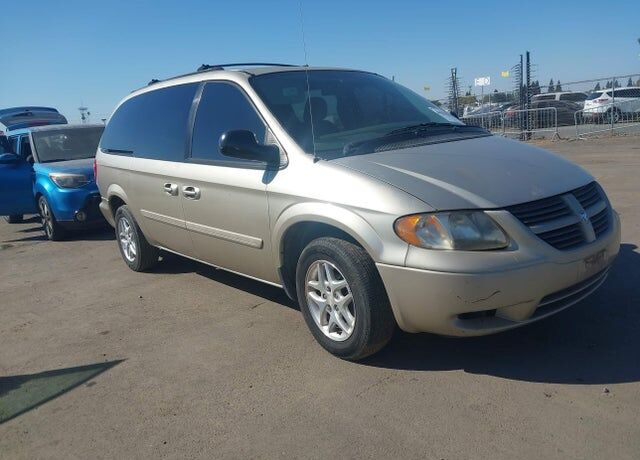 2005 DODGE Caravan