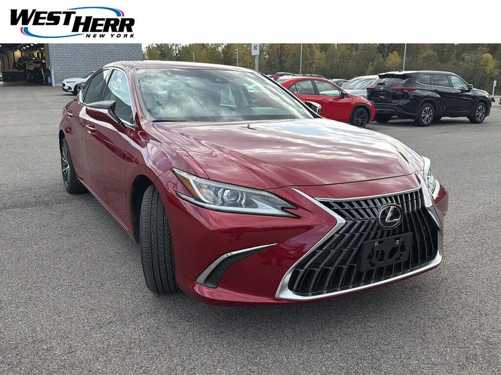 2023 LEXUS ES