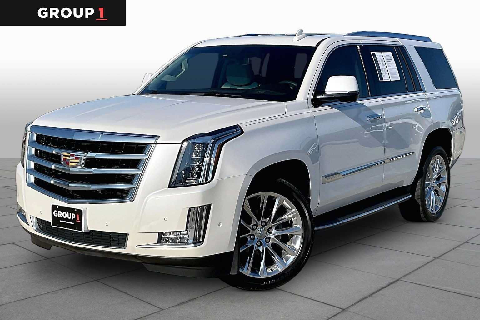 2017 CADILLAC Escalade