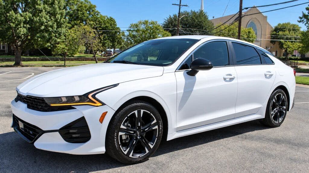 2023 KIA K5