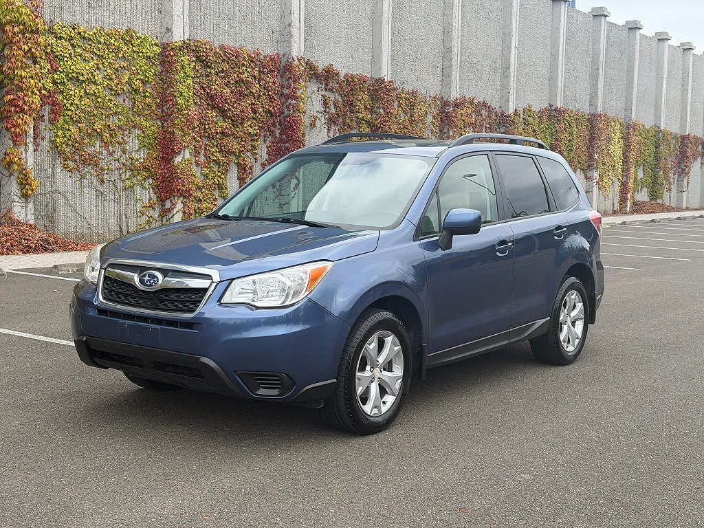 2014 SUBARU Forester
