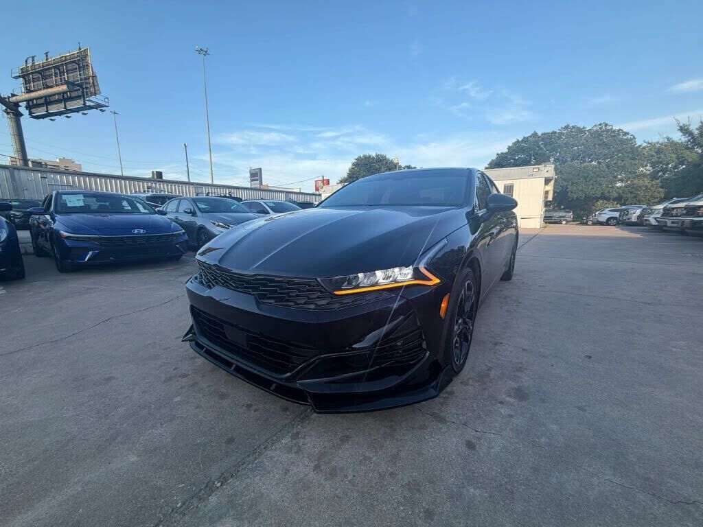 2022 KIA K5