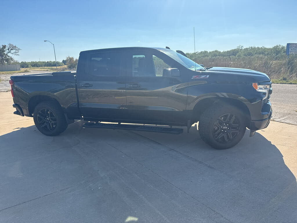 2023 CHEVROLET Silverado