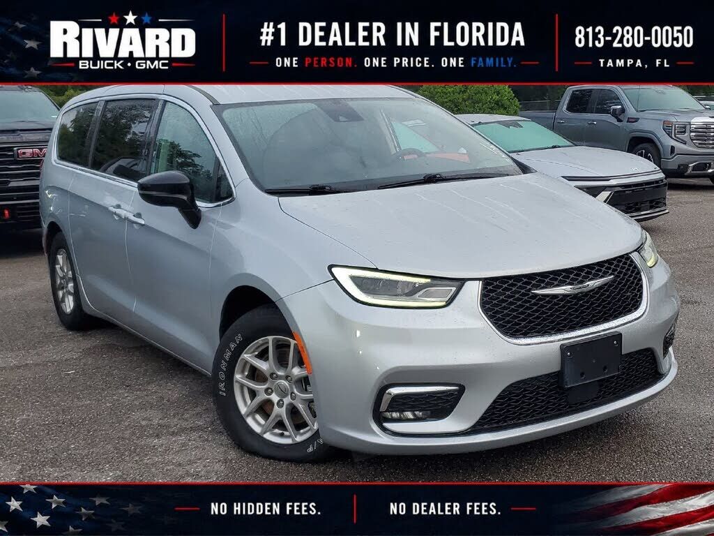 2024 CHRYSLER Pacifica