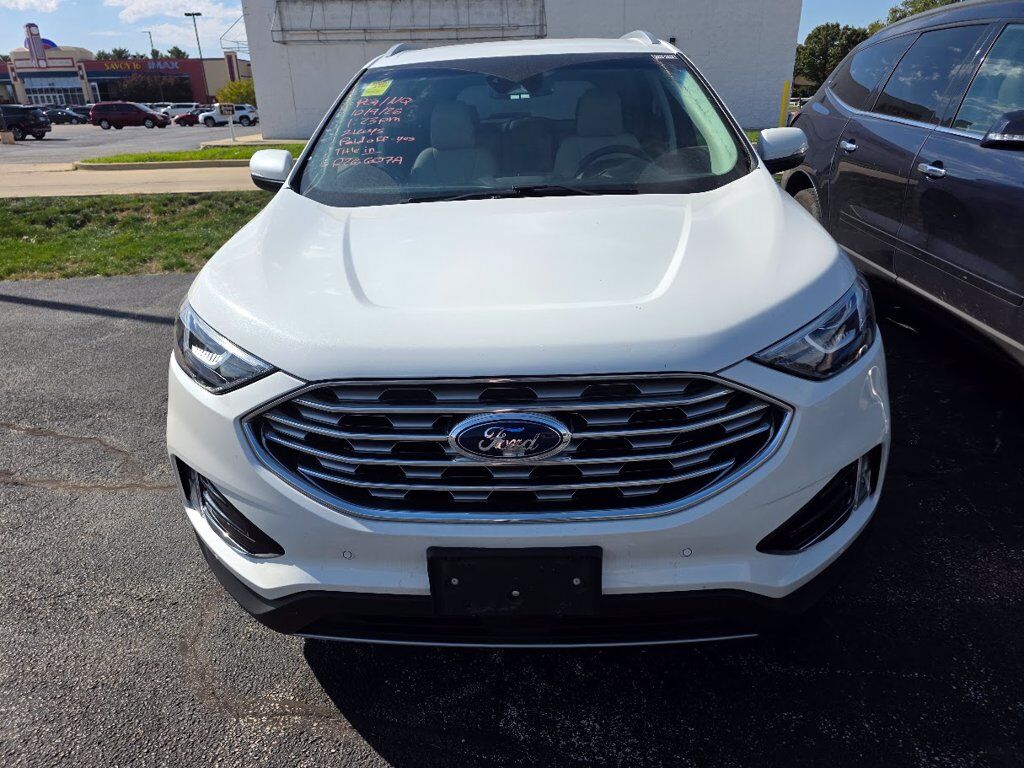 2020 FORD Edge