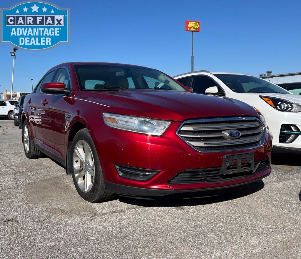 2014 FORD Taurus