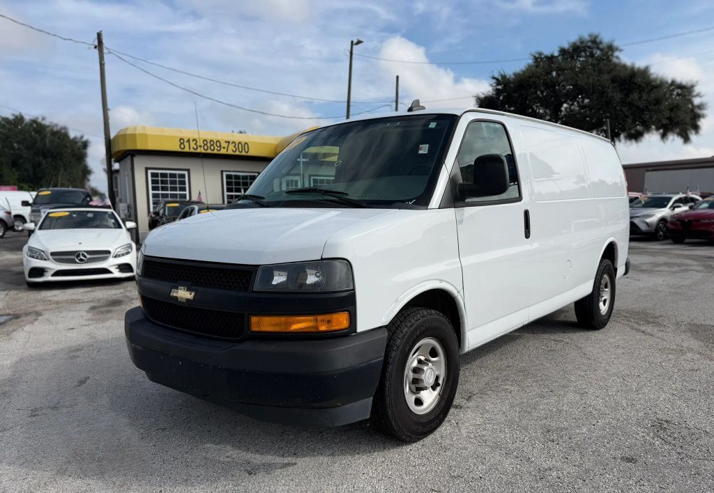 2019 CHEVROLET Express
