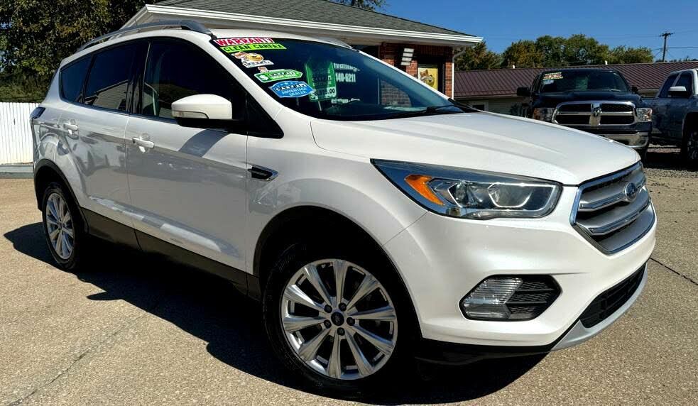2017 FORD Escape