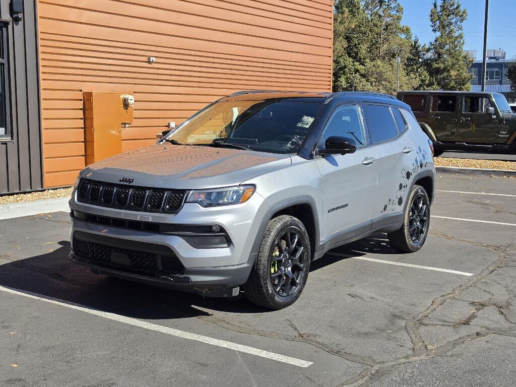 2023 JEEP Compass