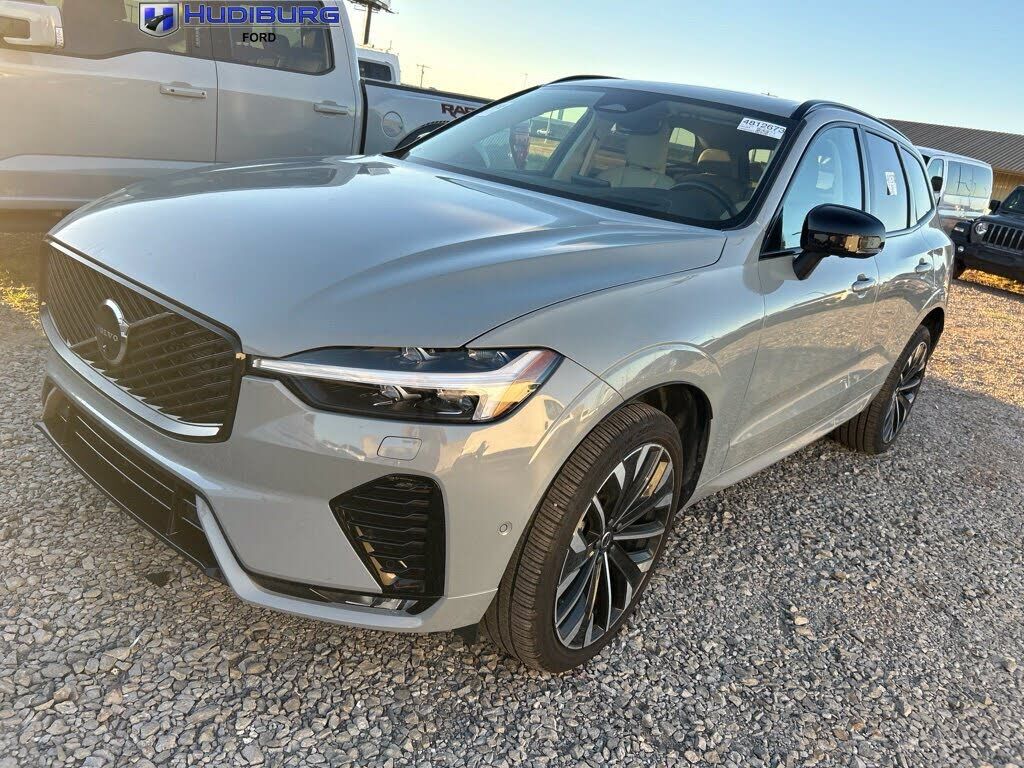 2026 VOLVO XC60