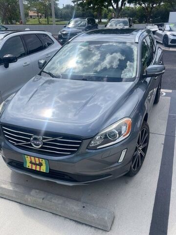2017 VOLVO XC60