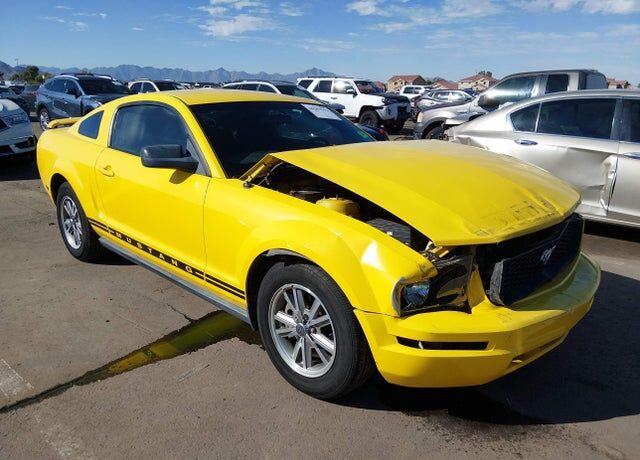 2005 FORD Mustang
