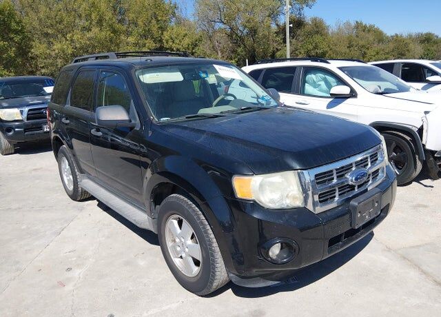 2009 FORD Escape