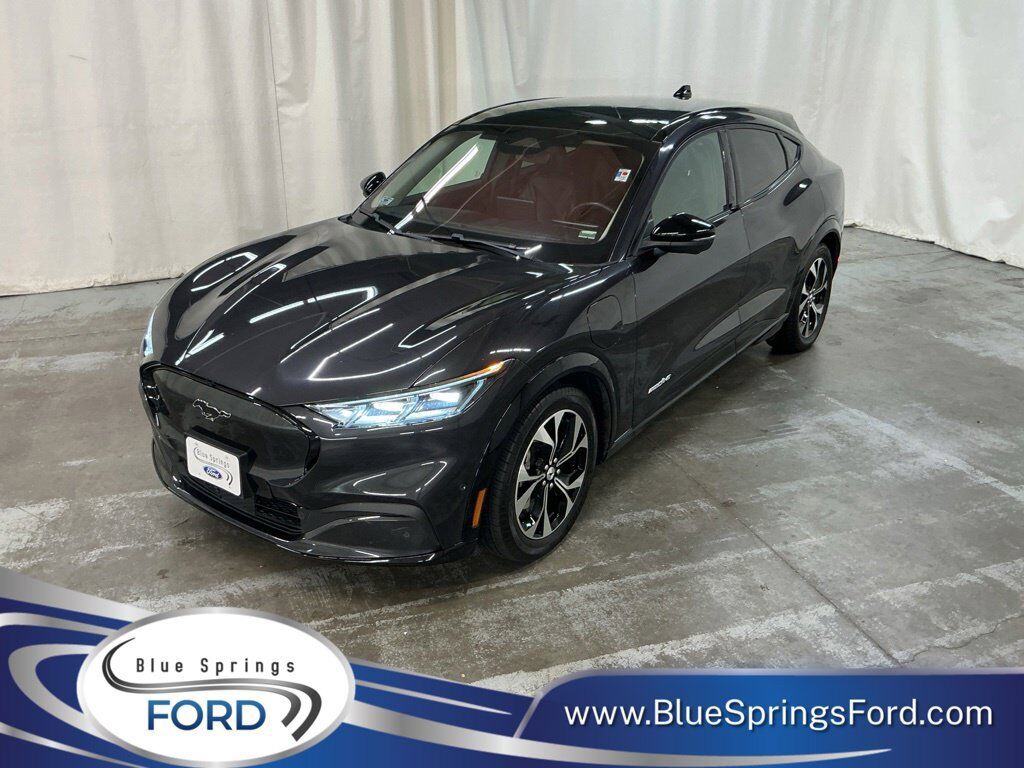2022 FORD Mach-E