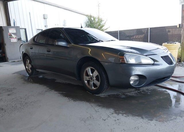 2005 PONTIAC Grand Prix