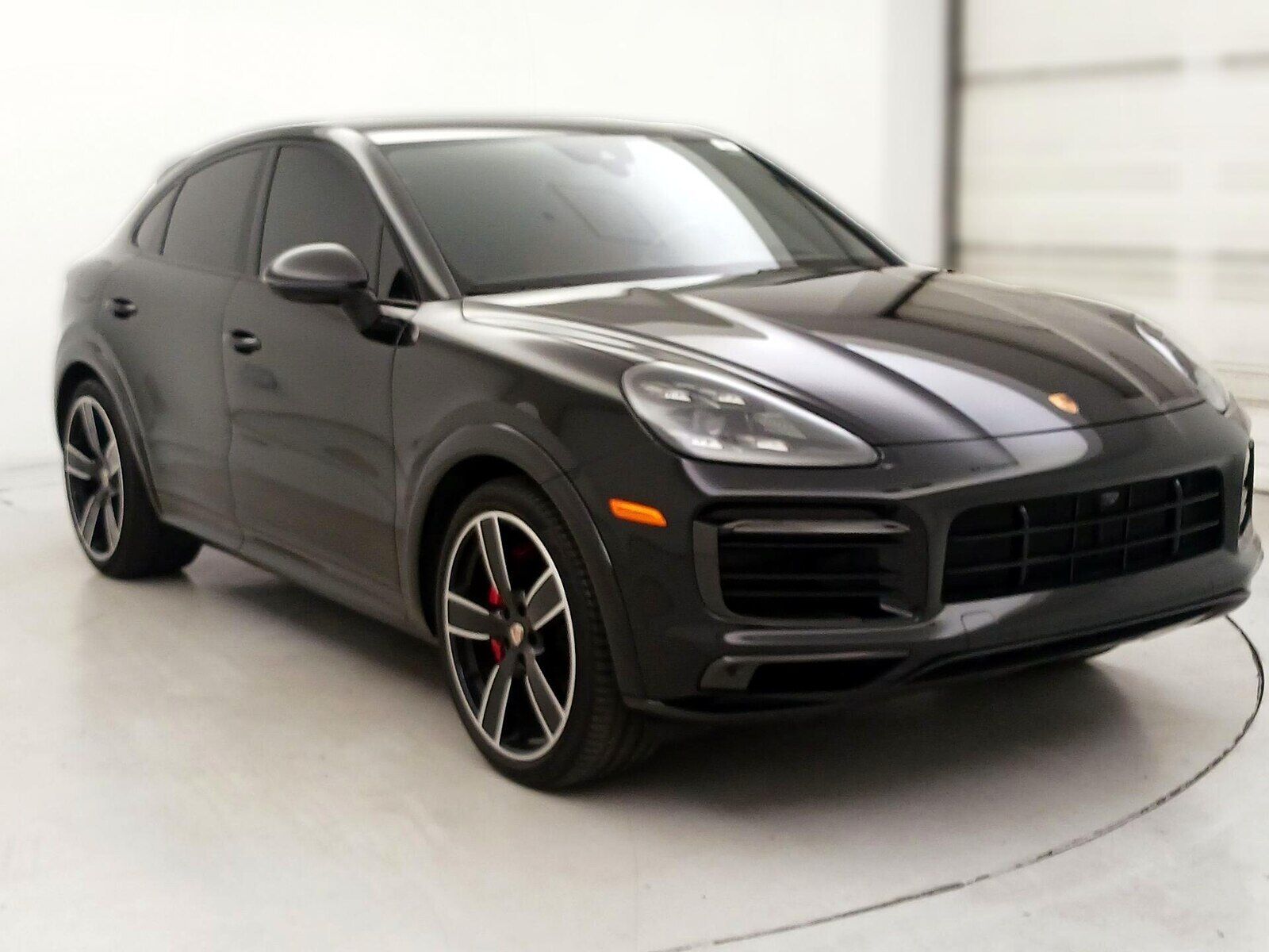 2023 PORSCHE Cayenne