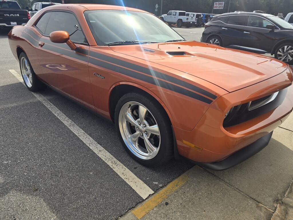 2011 DODGE Challenger