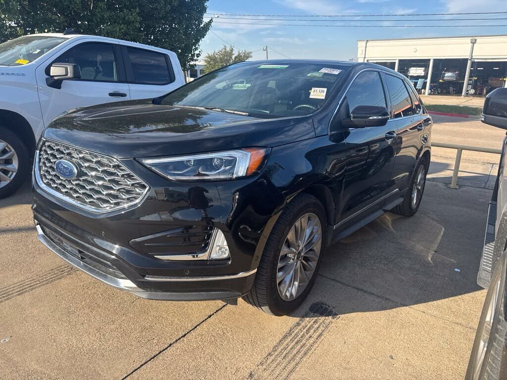 2022 FORD Edge